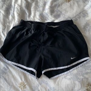 Nike Shorts - Nike running shorts Nike Shorts - Nike running shorts